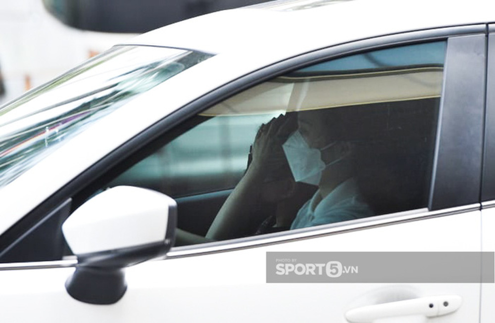 Nhuệ Giang đến đón Xuân Trường trong ngày tuyển Việt Nam xả trại-2