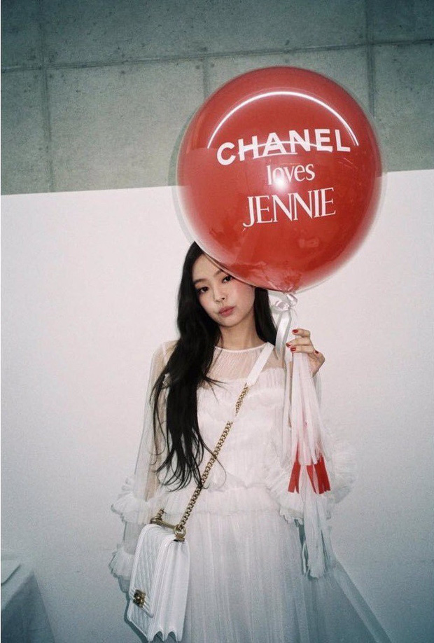 Từng bị mỉa mai vì danh Chanel sống nhưng nay Jennie khiến antifan cũng phải ghen tị đỏ mắt-4