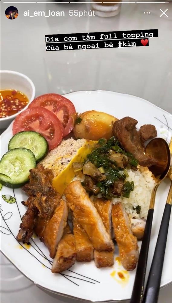 Bà bầu quý tộc Lê Loan ở cữ nhưng ăn uống cực thoải mái, có món khiến ai cũng giật mình-2