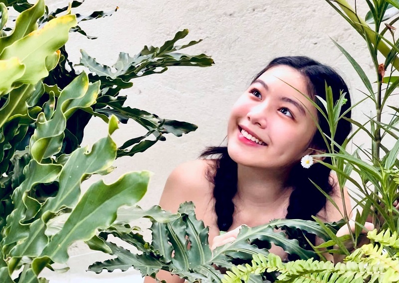 Ái nữ nhà MC Quyền Linh mặt mộc khoe trọn nét trong trẻo thiếu nữ dưới ống kính của mẹ-3