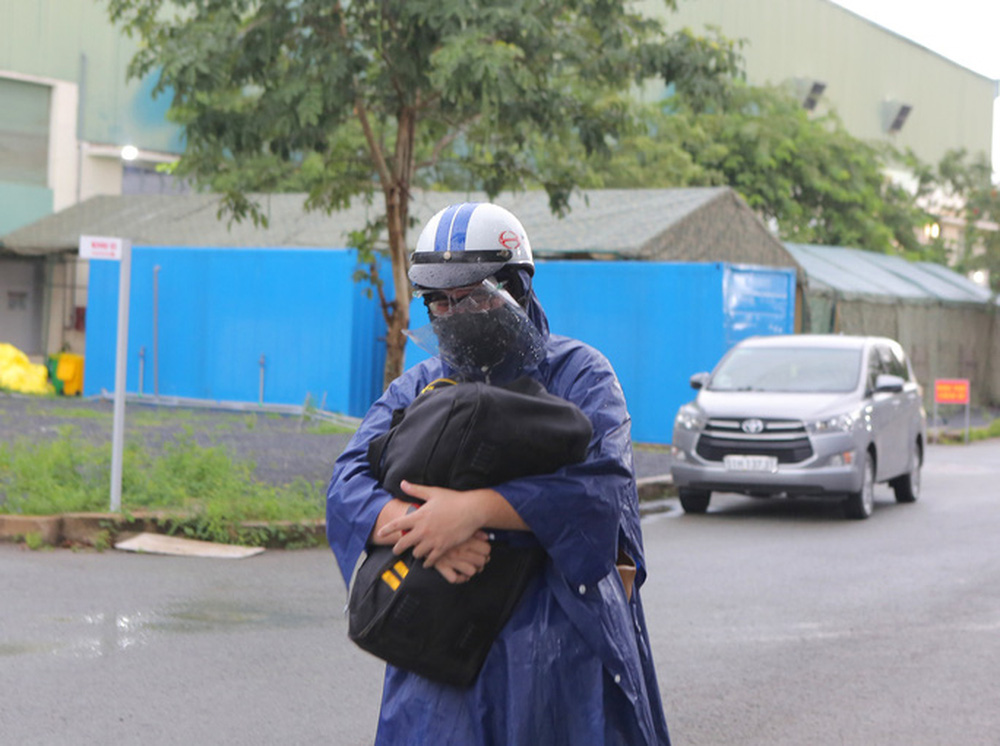 Tư trang cuối cùng của khoảng 260 bệnh nhân Covid-19 rời cõi tạm, không kịp gặp người thân lần cuối-3