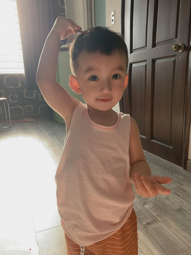 Bé trai vừa ra đời đen thùi lùi như Bao Công làm mẹ suýt ngất, 2 năm sau diện mạo khiến bao người xỉu up xỉu down-7