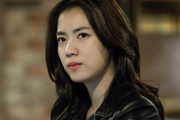 Mẹ chồng nói không có tiền tiêu, tôi biếu luôn 20 triệu, lúc về nhà nghe hàng xóm nói câu này tôi chỉ biết ngớ người ra-1