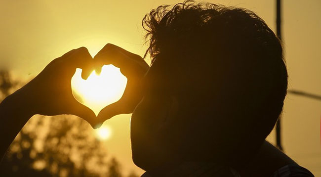 Người đàn ông đã động chân tình với bạn, sẽ không tự chủ được mà nói ra những lời này, nghe qua một câu cũng là tình yêu đích thực-3