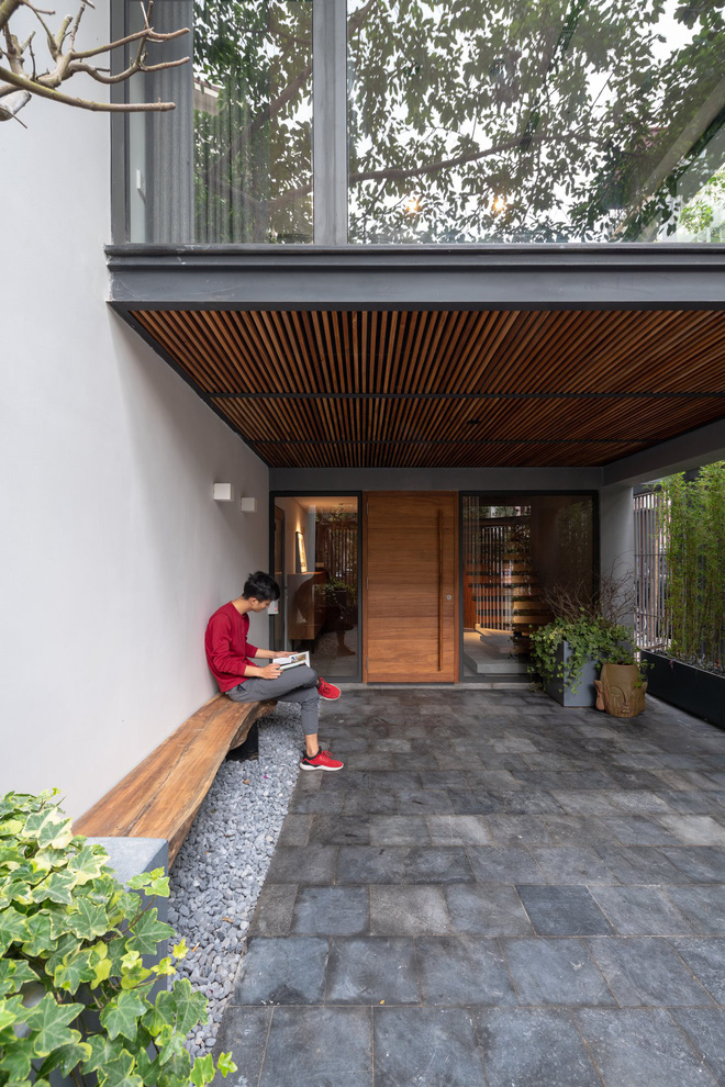 Nhà khoét mái 2 mặt tiền ở Hà Nội: Nhìn từ trên xuống đã trầm trồ, bước vào trong lại phải wow thêm tiếng nữa-8