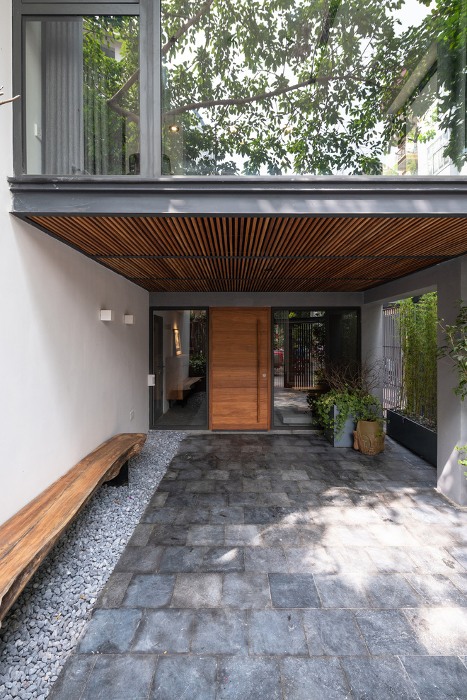 Nhà khoét mái 2 mặt tiền ở Hà Nội: Nhìn từ trên xuống đã trầm trồ, bước vào trong lại phải wow thêm tiếng nữa-9