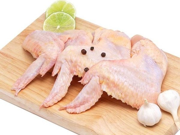 Cuối tuần mát mẻ, mẹ vào bếp trổ tài làm món gà chiên giòn hấp dẫn, thơm ngon nhức nhối-1