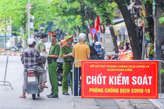 Hà Nội yêu cầu cách ly người về từ vùng dịch tại Hà Nam
