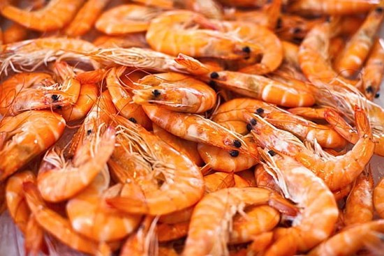 Nấu tôm tuyệt đối đừng cho 