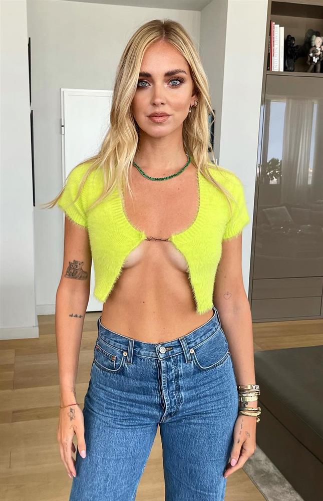 Ngọc Trinh chẳng ngán đụng Tóc Tiên, Khánh Linh: Nhạt nhất nhưng tiếp thị cơ thể bạo liệt nhất-10