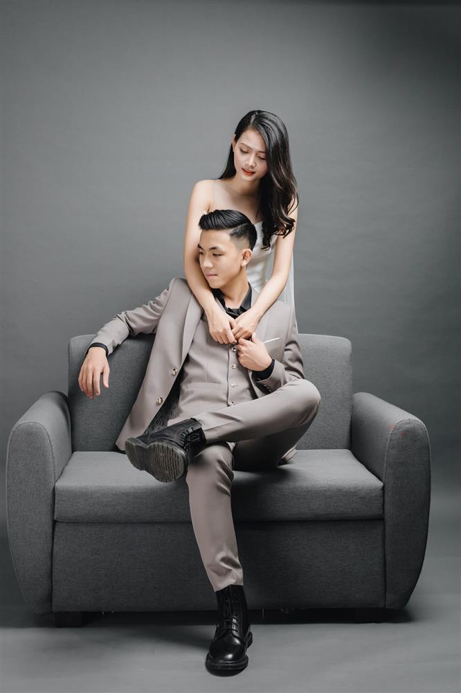 Căn nhà phố màu trắng gọn xinh ấm cúng của cặp vợ chồng trẻ Đà Nẵng có chi phí hoàn thiện 1,4 tỷ đồng-3