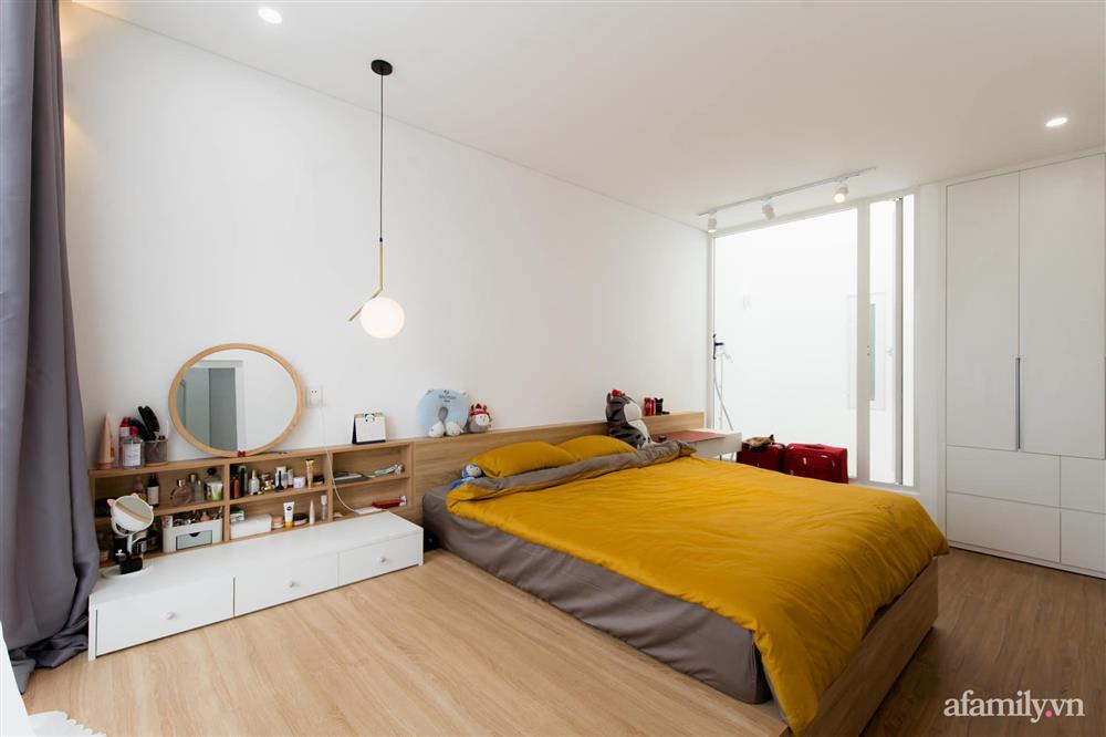 Căn nhà phố màu trắng gọn xinh ấm cúng của cặp vợ chồng trẻ Đà Nẵng có chi phí hoàn thiện 1,4 tỷ đồng-24