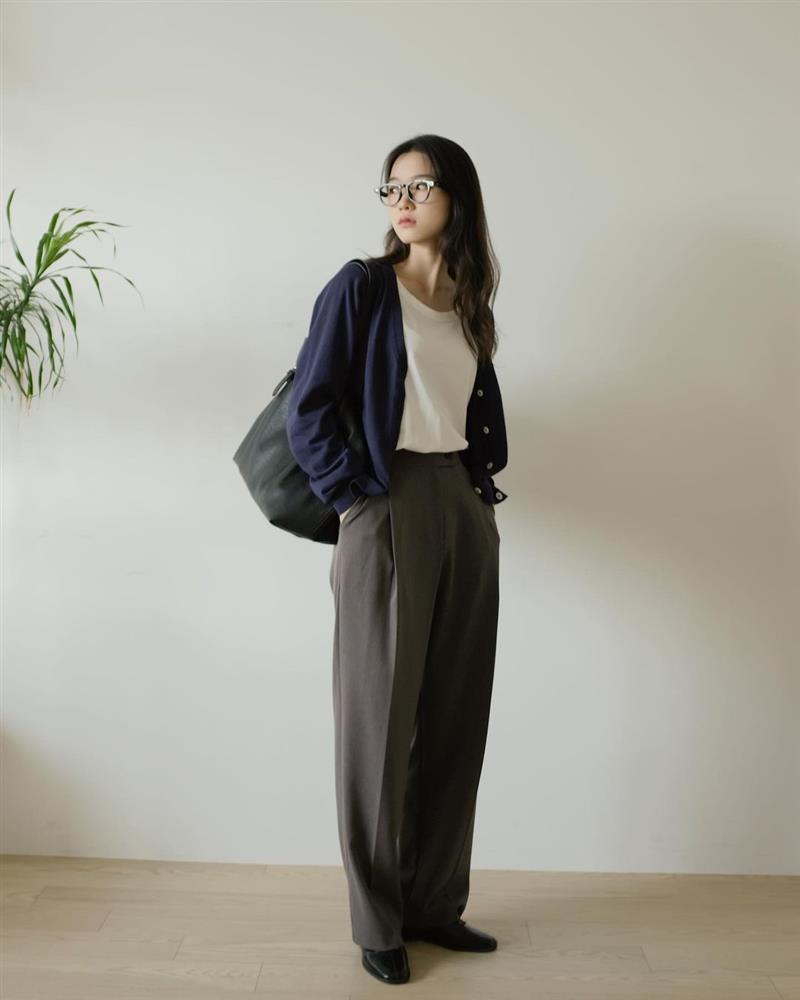 5 món thời trang hack tuổi nên sắm nhất để phong cách trẻ trung, mà vẫn tinh tế tròn 100 điểm-16