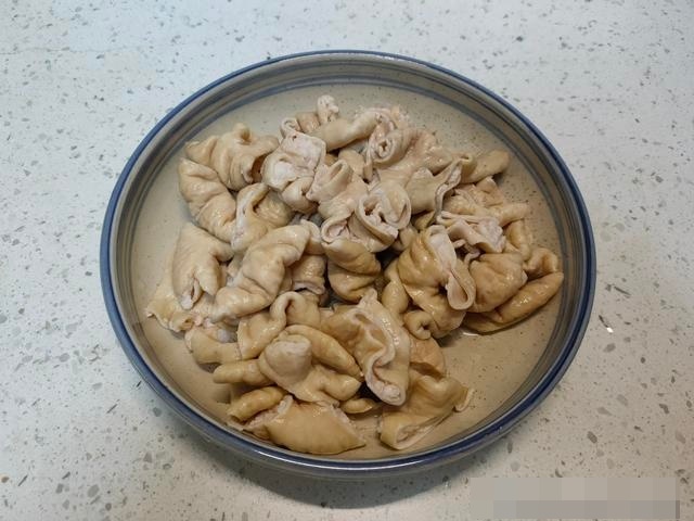 Mùi hôi của lòng heo làm theo cách này sẽ trở nên thơm ngon, ăn cực đã miệng-2