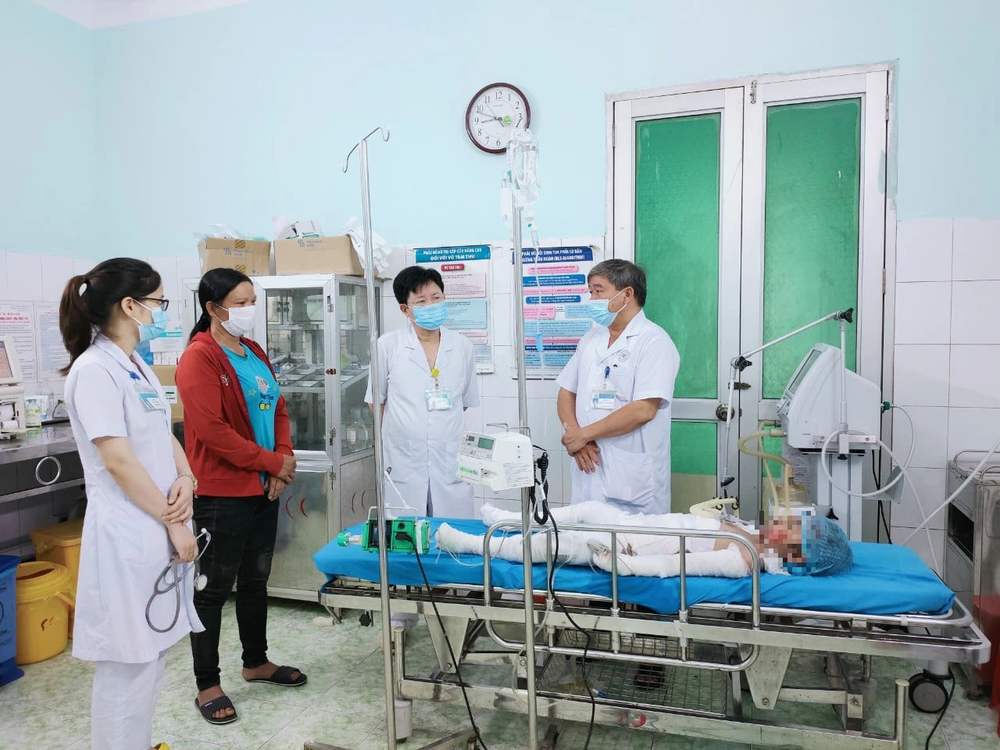 Vụ 4 bố con chết cháy ở Tuyên Quang: Tìm thấy lá thư tuyệt mệnh của người bố, công an tiết lộ nguyên nhân ban đầu-1