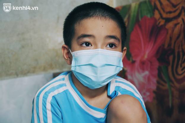 Cái kết buồn của người vợ gọi điện nói lời cuối với chồng trong Ranh giới: Cha nói người ta đem cốt mẹ về, mẹ sẽ không về được nữa-4