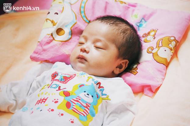 Cái kết buồn của người vợ gọi điện nói lời cuối với chồng trong Ranh giới: Cha nói người ta đem cốt mẹ về, mẹ sẽ không về được nữa-8