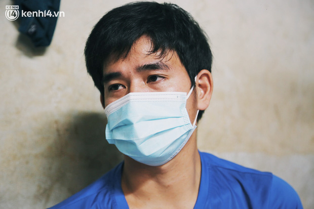 Cái kết buồn của người vợ gọi điện nói lời cuối với chồng trong Ranh giới: Cha nói người ta đem cốt mẹ về, mẹ sẽ không về được nữa-19