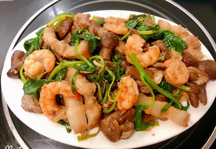 Kỳ lạ loại nấm có vị đắng ngắt nhưng lại là đặc sản giúp người dân hốt bạc mùa mưa-3