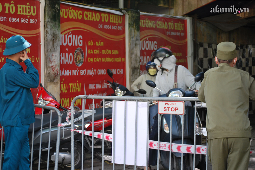 Hà Nội: Phong tỏa chợ cóc ở Hà Đông nơi ca dương tính SARS-CoV-2 từng tới mua thịt-5