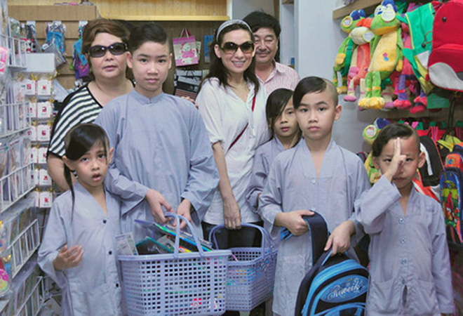 Ca sĩ Phi Nhung có tâm nguyện đặc biệt dành cho 23 con nuôi nhưng chưa thành, Xuân Lan tiết lộ tin nhắn quá đau lòng!-6