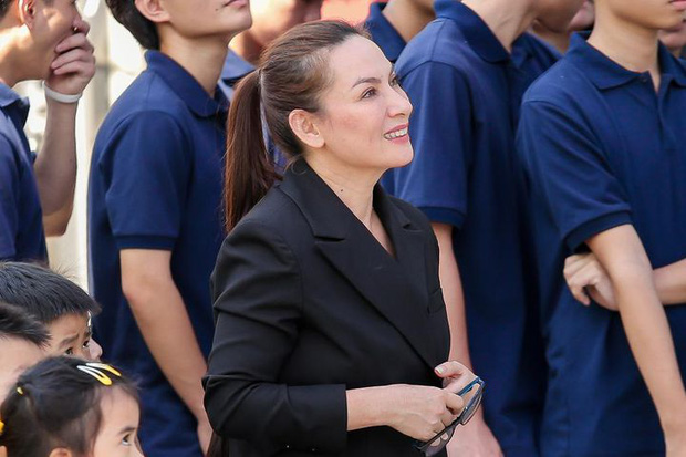 23 người con của Phi Nhung gồm những ai và sống thế nào trước khi mẹ nuôi qua đời?-21