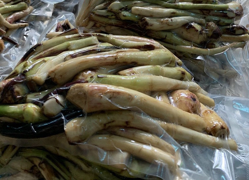 Món ăn nhà nghèo cứu đói 1 thời thành đặc sản đắt đỏ Hà Nội-2