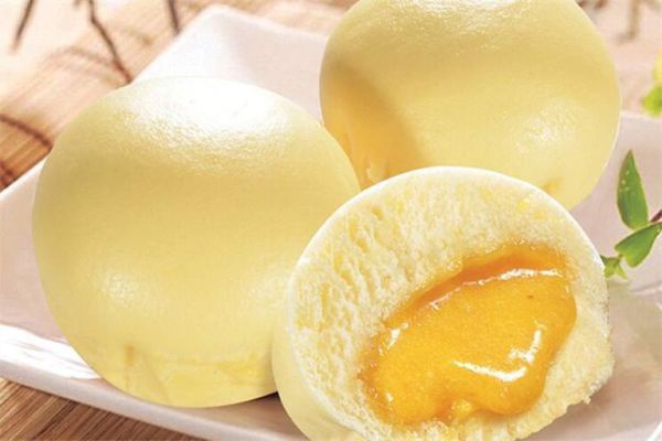 Hướng dẫn cách làm bánh bao kim sa vàng ươm, béo ngậy, nhân tan chảy rất dễ gây nghiện-3
