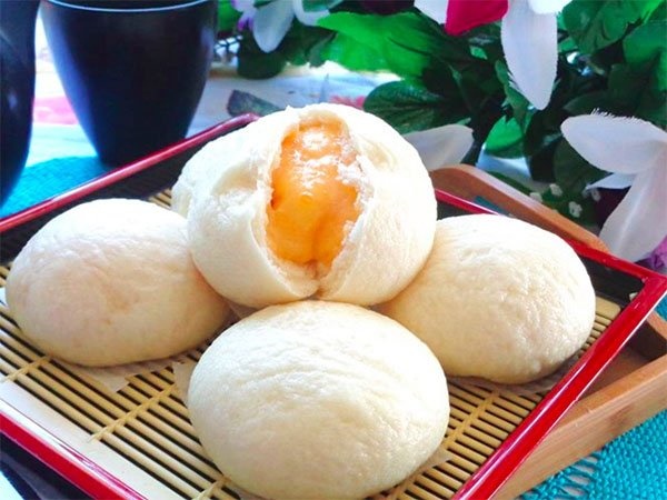 Hướng dẫn cách làm bánh bao kim sa vàng ươm, béo ngậy, nhân tan chảy rất dễ gây nghiện-1