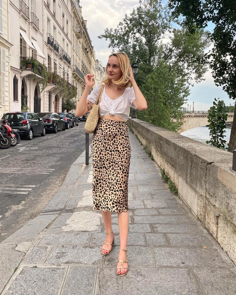 Nàng người Pháp nghiện váy gợi ý một loạt công thức xinh tươi, lãng mạn để chị em mặc đẹp suốt 4 mùa-10