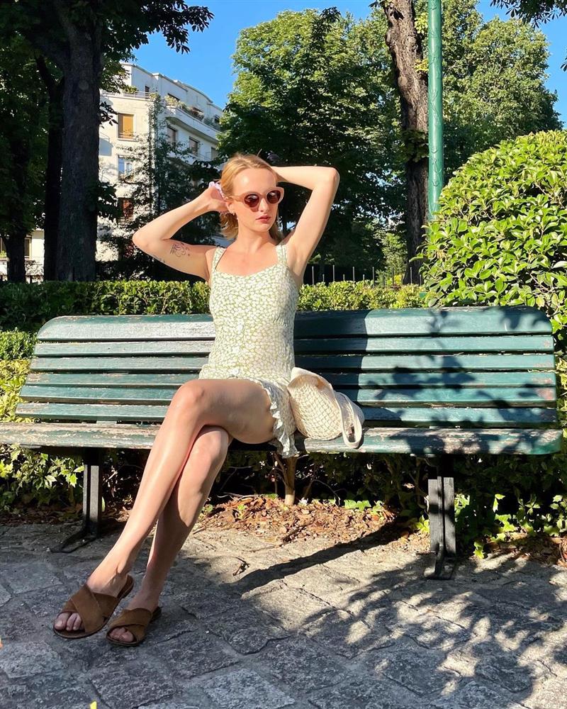 Nàng người Pháp nghiện váy gợi ý một loạt công thức xinh tươi, lãng mạn để chị em mặc đẹp suốt 4 mùa-9