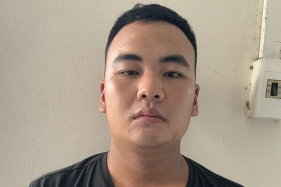 Vụ bé 15 tuổi nhập viện cấp cứu sau khi bán dâm: Công an tạm giữ thêm người yêu thiếu nữ