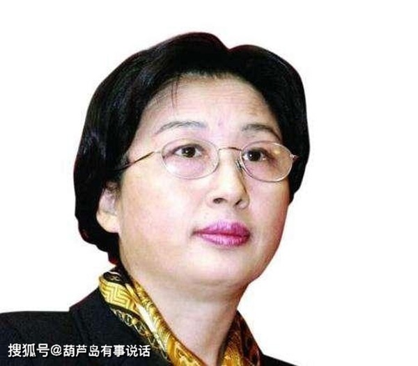 Hai đời vợ của ông trùm Huawei: Người là thiên kim chấp nhận đi cùng khi tay trắng, người là thư ký trẻ đẹp chiếm được trái tim ông chủ-2