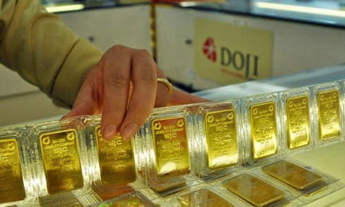 Giá vàng hôm nay 1/10: Bật tăng từ đáy, đổ xô mua trả hàng bán khống-1