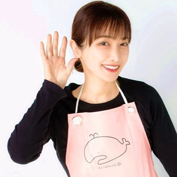 Hot girl bán cá” làm náo loạn MXH vì quá xinh đẹp khí chất, soi profile và thân thế dân mạng càng bất ngờ lẫn tiếc nuối hơn-3