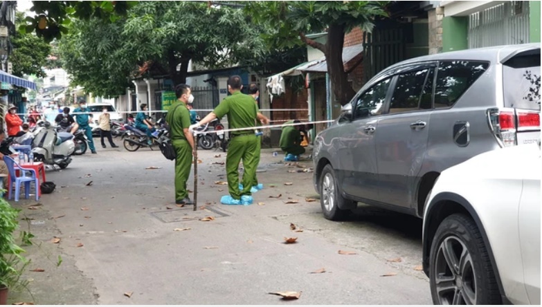 TP.HCM: Nghi án con trai sát hại cha mẹ rồi tự sát-2