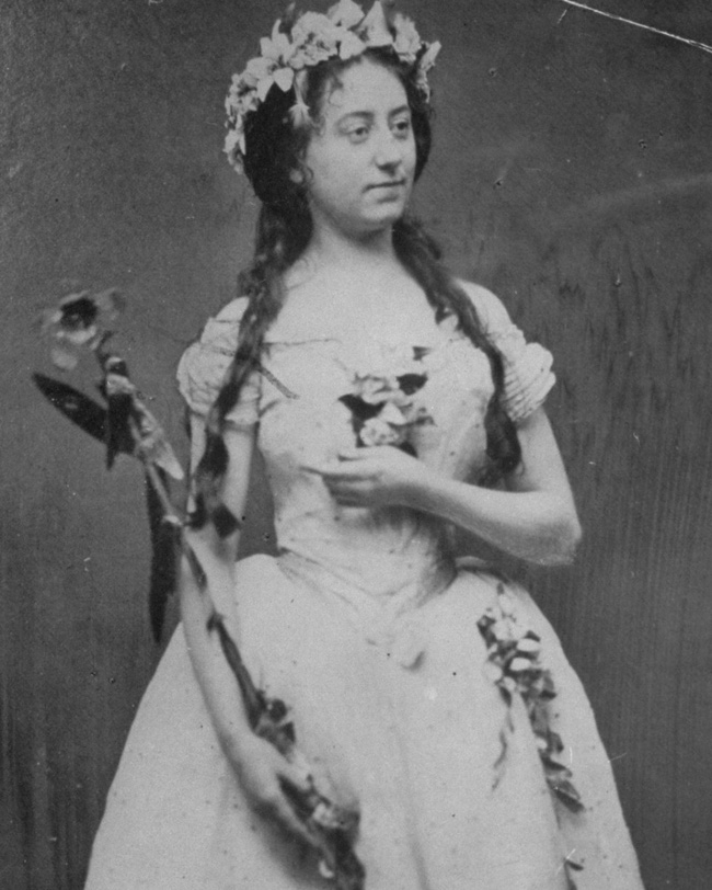 Có nhân tình kém 27 tuổi, chồng bịa chuyện vợ bị tâm thần để ly hôn nhưng vài năm sau gặp quả báo kinh hoàng và di nguyện đáng sợ trước khi lìa đời!-5