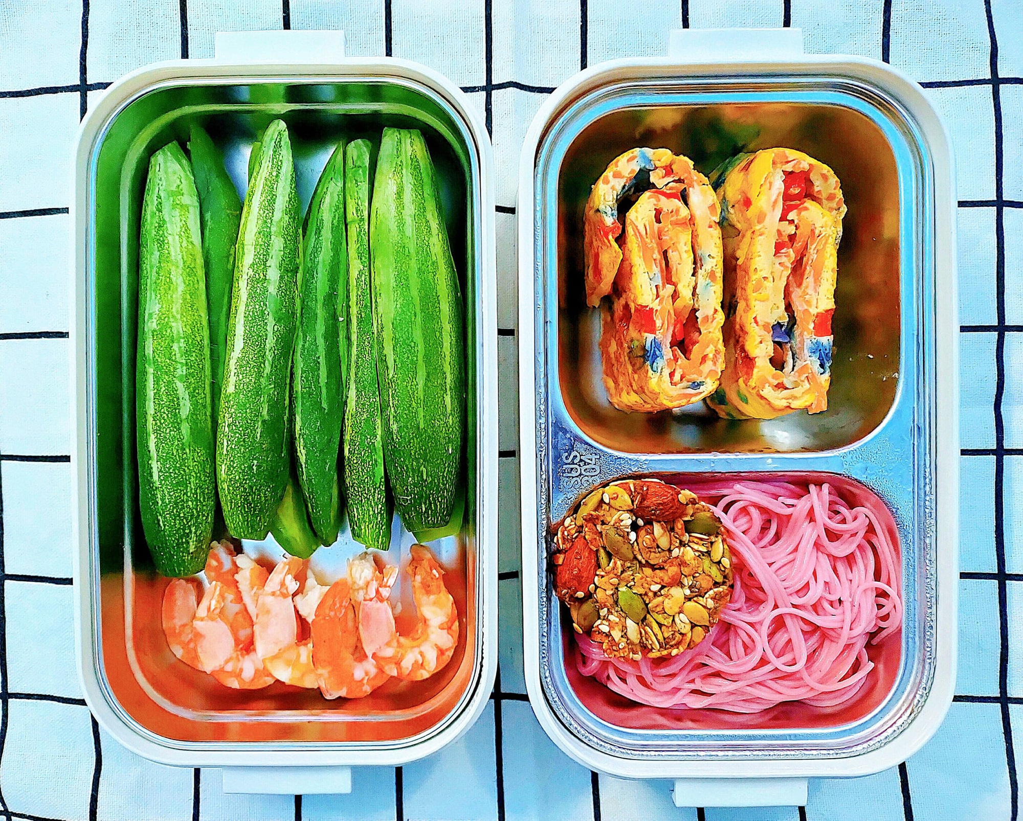 Phát thèm với cơm hộp mẹ 9X mang đi làm, rực rỡ như tranh còn bổ, rẻ-10