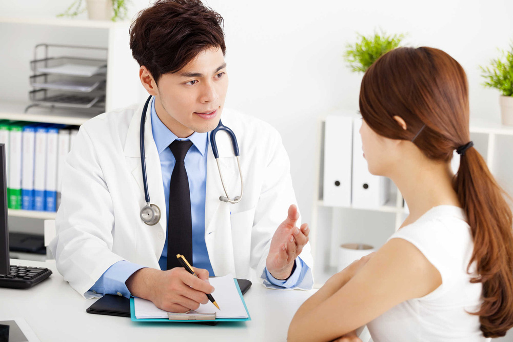 Có thai khi bác sĩ nói chồng khó có con, vợ bị giày vò đến mức phải đi bỏ, đúng hôm đến bệnh viện thì phát hiện 1 chuyện khủng khiếp-3