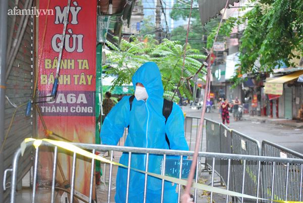 Hà Nội: Phong tỏa nơi ở của ca F0 là nhân viên Bệnh viện Việt Đức và một cửa hàng liên quan ở Thành Công-3