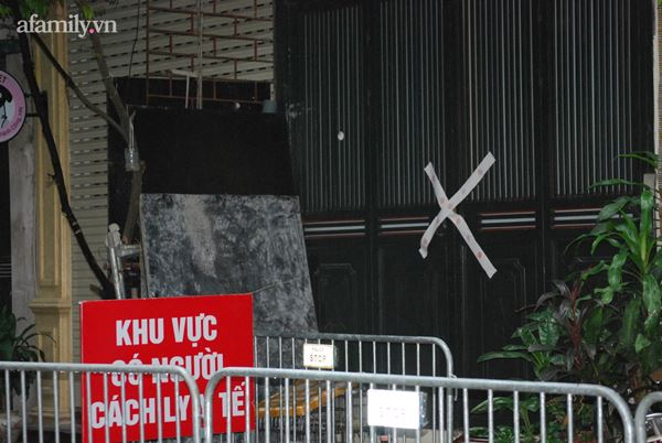 Hà Nội: Phong tỏa nơi ở của ca F0 là nhân viên Bệnh viện Việt Đức và một cửa hàng liên quan ở Thành Công-5