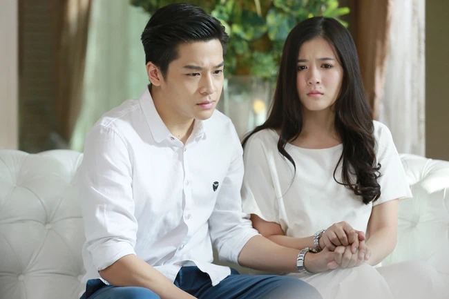 Chồng luôn so sánh vợ với em gái, đêm khuya vượt đường xa về nhà vì mẹ ốm mà anh ta phải đờ đẫn nhìn cảnh tượng trong nhà-1