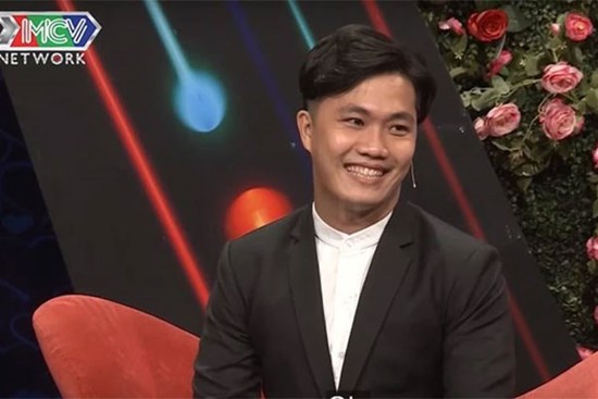 Chàng trai gây sốc khi tiết lộ 28 tuổi còn thích 
