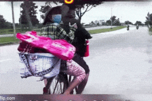 Chồng đạp xe đưa vợ bầu vượt 250km về Sóc Trăng, người lạ gặp giữa đường tặng 5 triệu: Cái kết vỡ òa xúc động