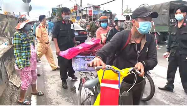 Chồng đạp xe đưa vợ bầu vượt 250km về Sóc Trăng, người lạ gặp giữa đường tặng 5 triệu: Cái kết vỡ òa xúc động-4