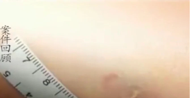 Vợ mới cưới đột nhiên té chết, chồng gục khóc tức tưởi tại hiện trường, dòng chữ trong laptop bỗng vạch trần dã tâm của kẻ sát nhân-3