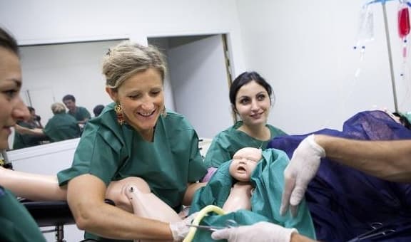 Điểm khác biệt lớn nhất giữa trẻ sinh mổ và trẻ sinh thường không phải là trí thông minh, hóa ra là ở khía cạnh này, bạn xem nhé!-1