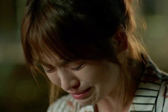 Thấy hối hận vì ly hôn chồng, ra khỏi tòa, tôi đi mua nước uống, chủ cửa hàng nói một câu, tôi lập tức ngừng hối hận