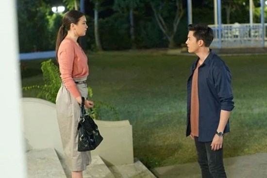 Chồng đi nhậu đến 2 giờ sáng mới về, vừa mở cửa vào nhà và nhìn món quà vợ chuẩn bị mà anh ta “run bần bật”