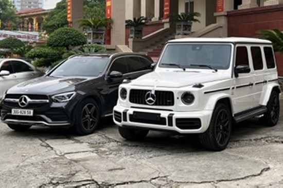 Nhóm đánh bạc nghìn tỷ chi tiền mua hàng loạt xe sang